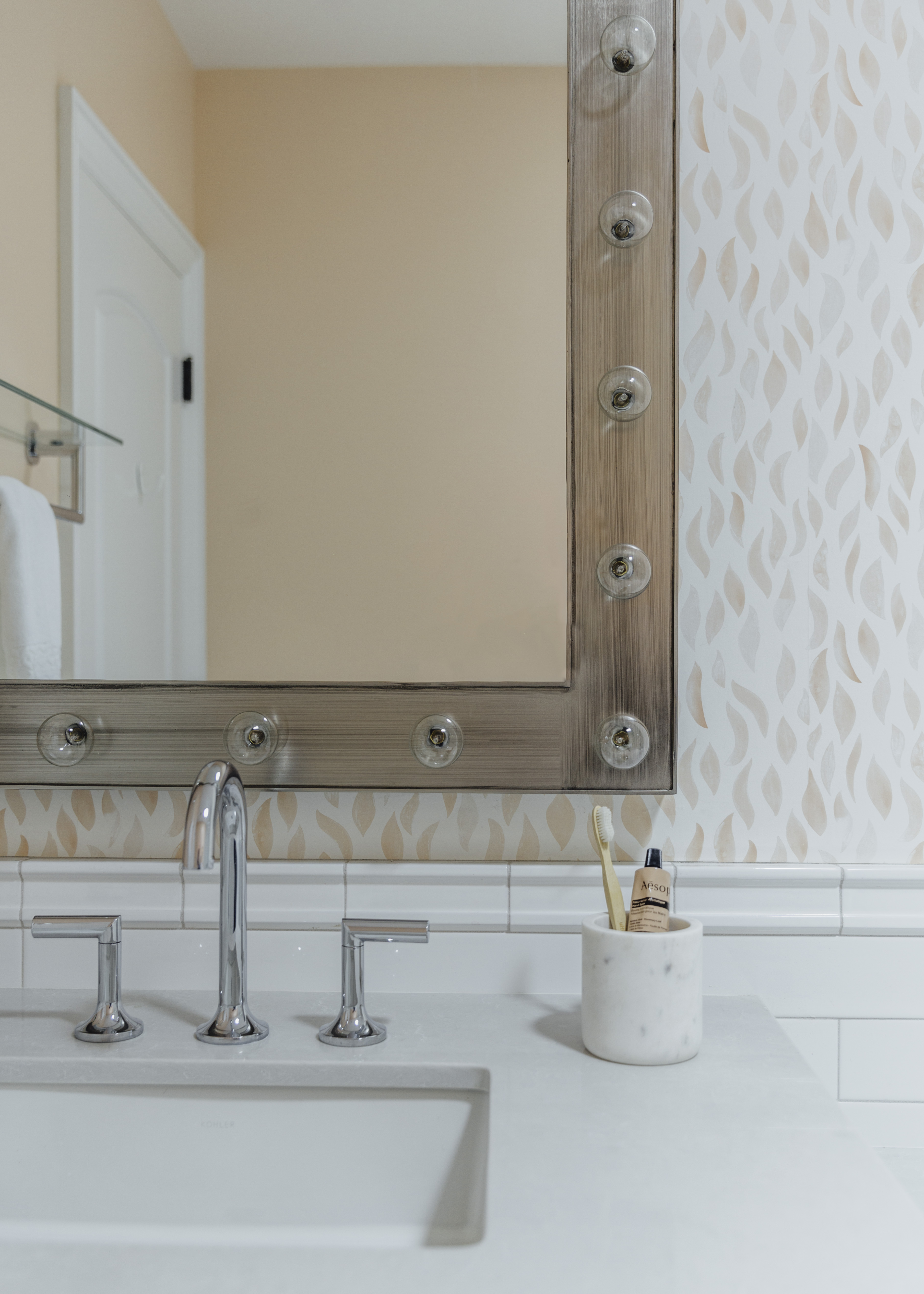 8 Easy Ways to Work a Chrome Faucet In Your Bathroom | Hunker