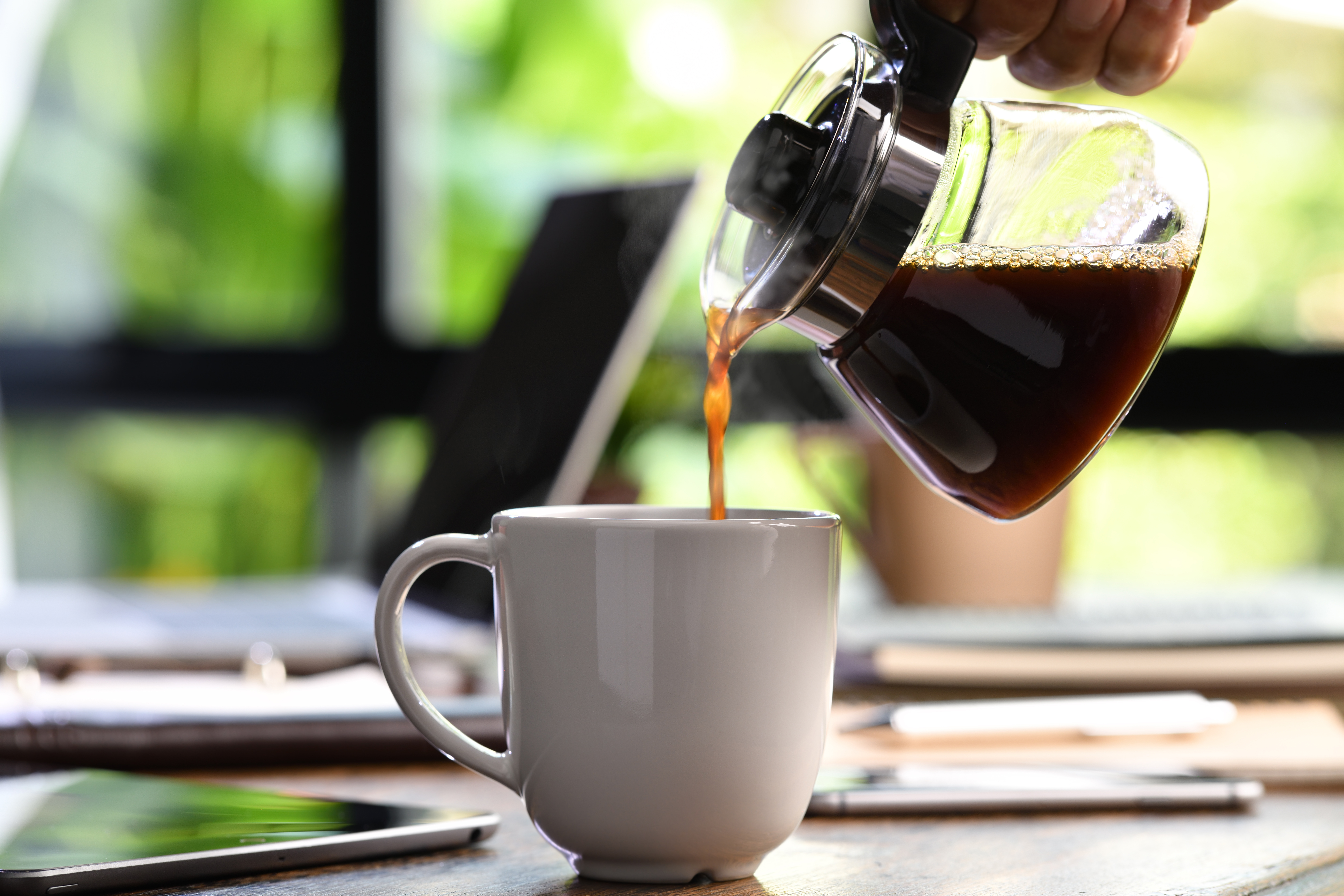 ærme have på formel Does Caffeine Cause Dizziness? | livestrong