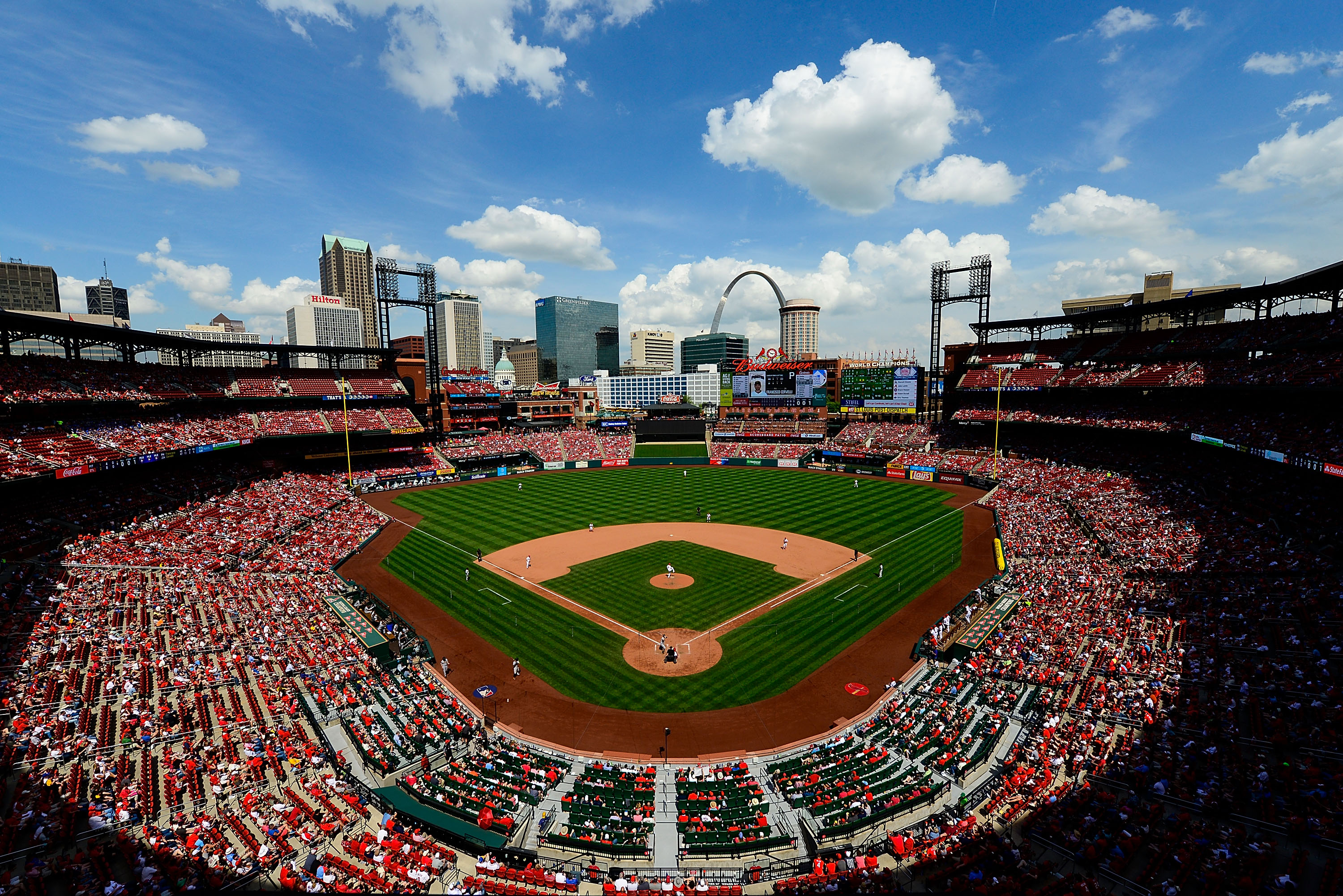 Cardinals offering batting practice with former players at Busch Stadium  for a price